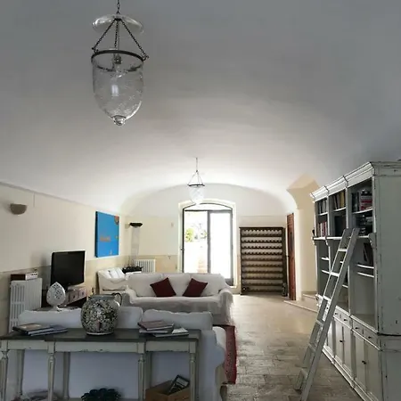 Giardini 82 Bed & Breakfast 3*
