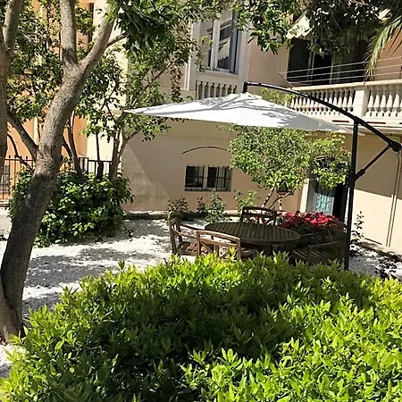 Bed & Breakfast Giardini 82 3*