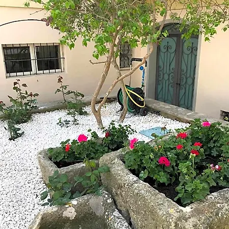 Bed & Breakfast Giardini 82 3*