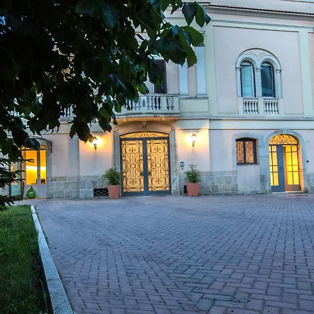 Giardini 82 *