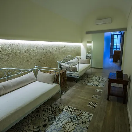 Bed & Breakfast Giardini 82 *