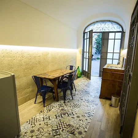 فندق مبيت وإفطار Giardini 82 3*