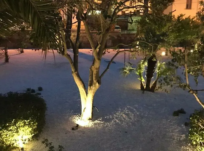 Bed & Breakfast Giardini 82 3*