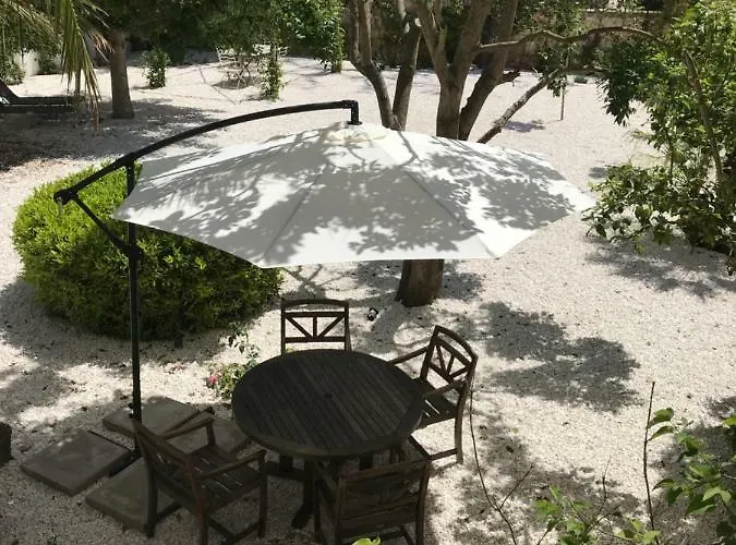 Giardini 82 Bed & Breakfast 3*