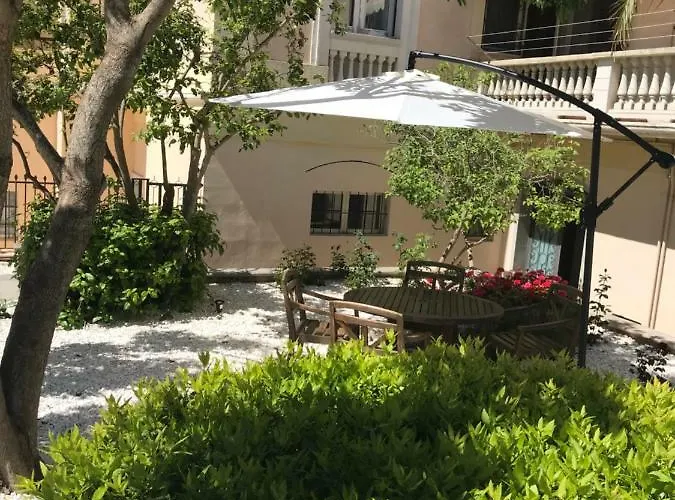 Giardini 82 住宿加早餐酒店 3*